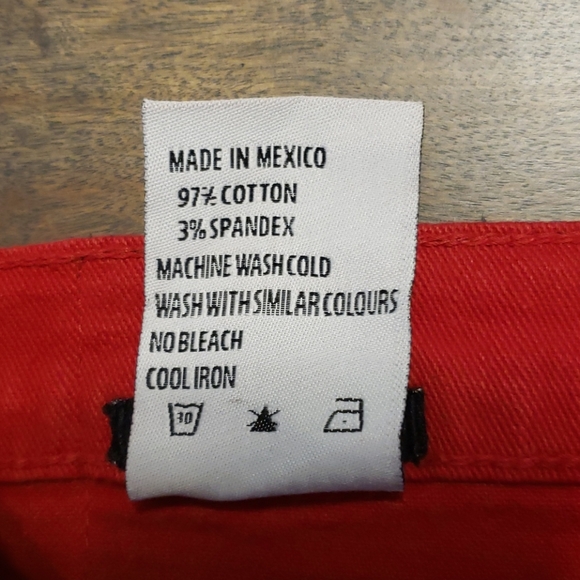 Paola Hernandez | Slim Fit Pants - Picture 6 of 10